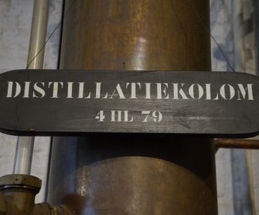 distillatiekolom oud